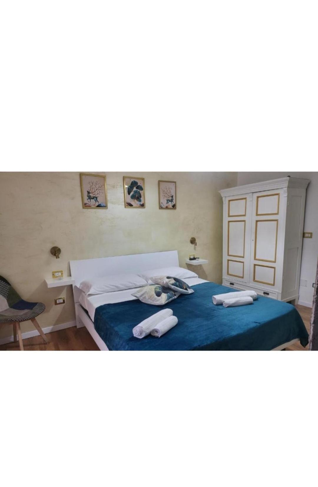 Rooms San Giuliano คาตาเนีย ภายนอก รูปภาพ